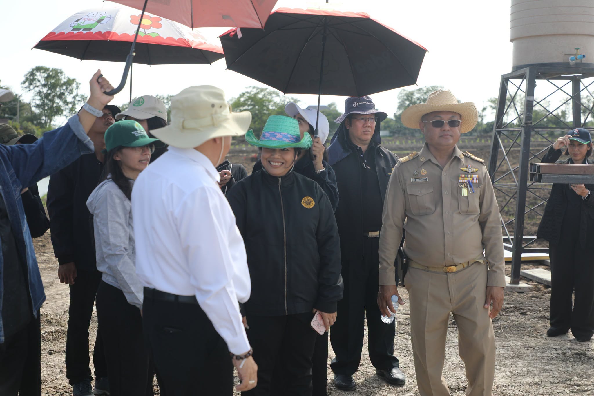 title - ส.ป.ก. ลงพื้นที่ตรวจความพร้อม เตรียมจัดงานจิตอาสาพัฒนาด้านการเกษตร ณ ศูนย์ศิลปาชีพบางไทร